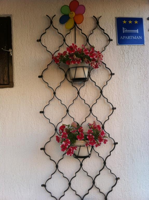 Nada Apartment Bilice Bagian luar foto