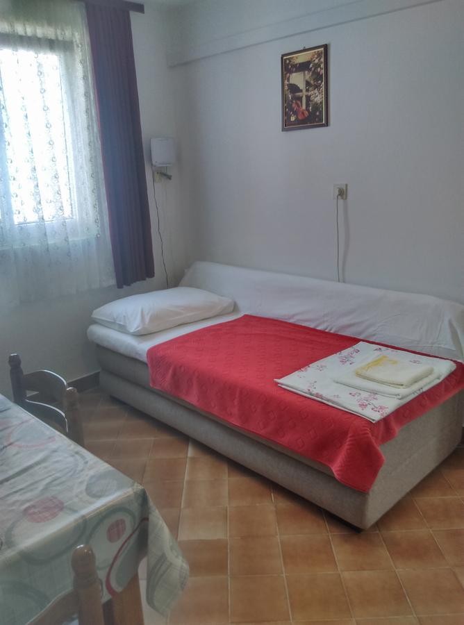 Nada Apartment Bilice Bagian luar foto