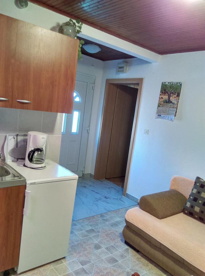 Nada Apartment Bilice Bagian luar foto
